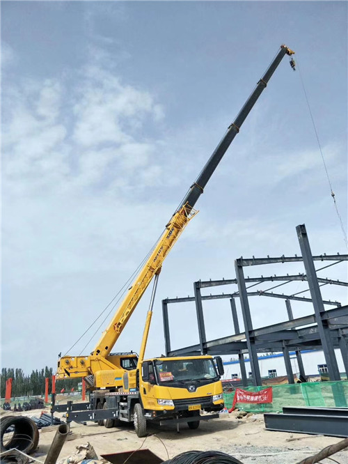 江阳区超高层建筑钢结构吊装案例
